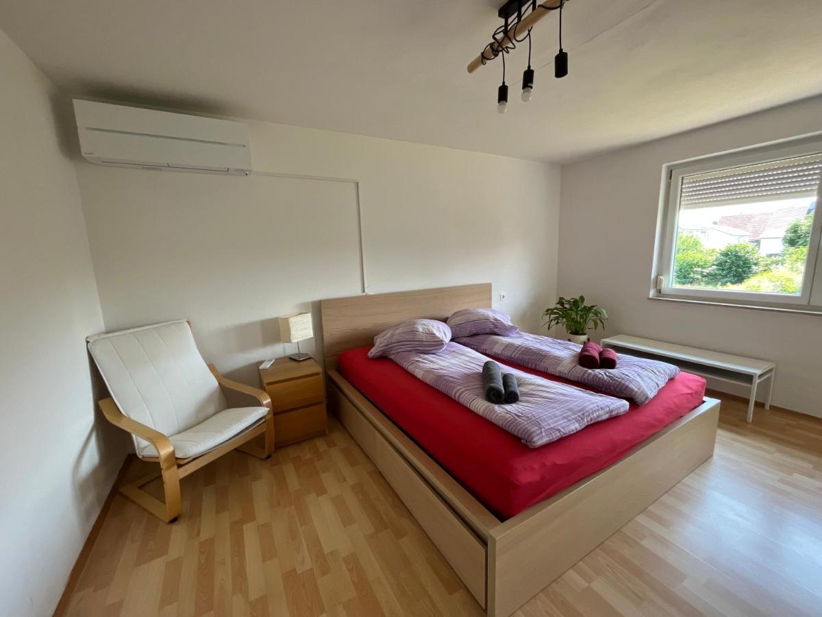 Sonnige 3 Zimmer Wohnung Mit Schoenem Balkon Im Gruenen Reutlingen Ngoại thất bức ảnh